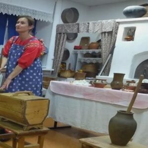 “Экскурсия для школьников в Музей русской культуры”